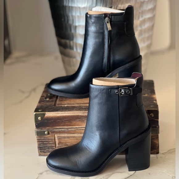 Franco Sarto Tribute Bootie in Black - Picture 4 of 12